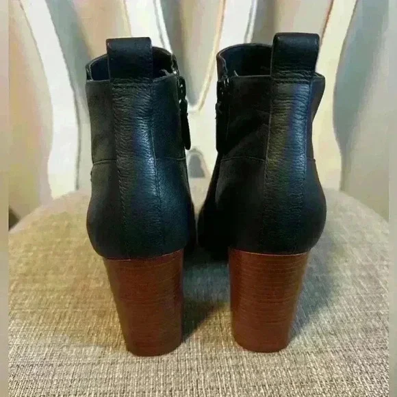 Cole Haan Chandra Booties Size 8B - Picture 6 of 8